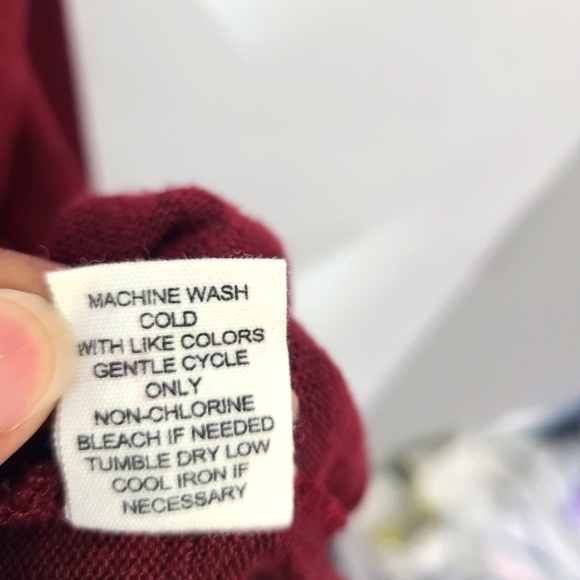 Ady P Women's Size Large L Burgundy Black Sweater Blouse Top with Front Gather‎ - Picture 8 of 8